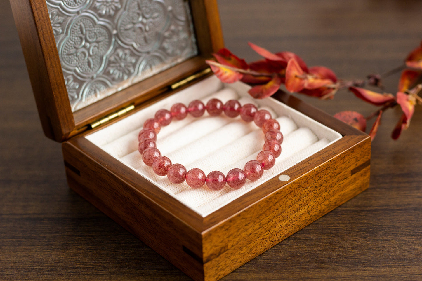 <You's jewelry>Exclusive customized strawberry crystal bracelet（9+）