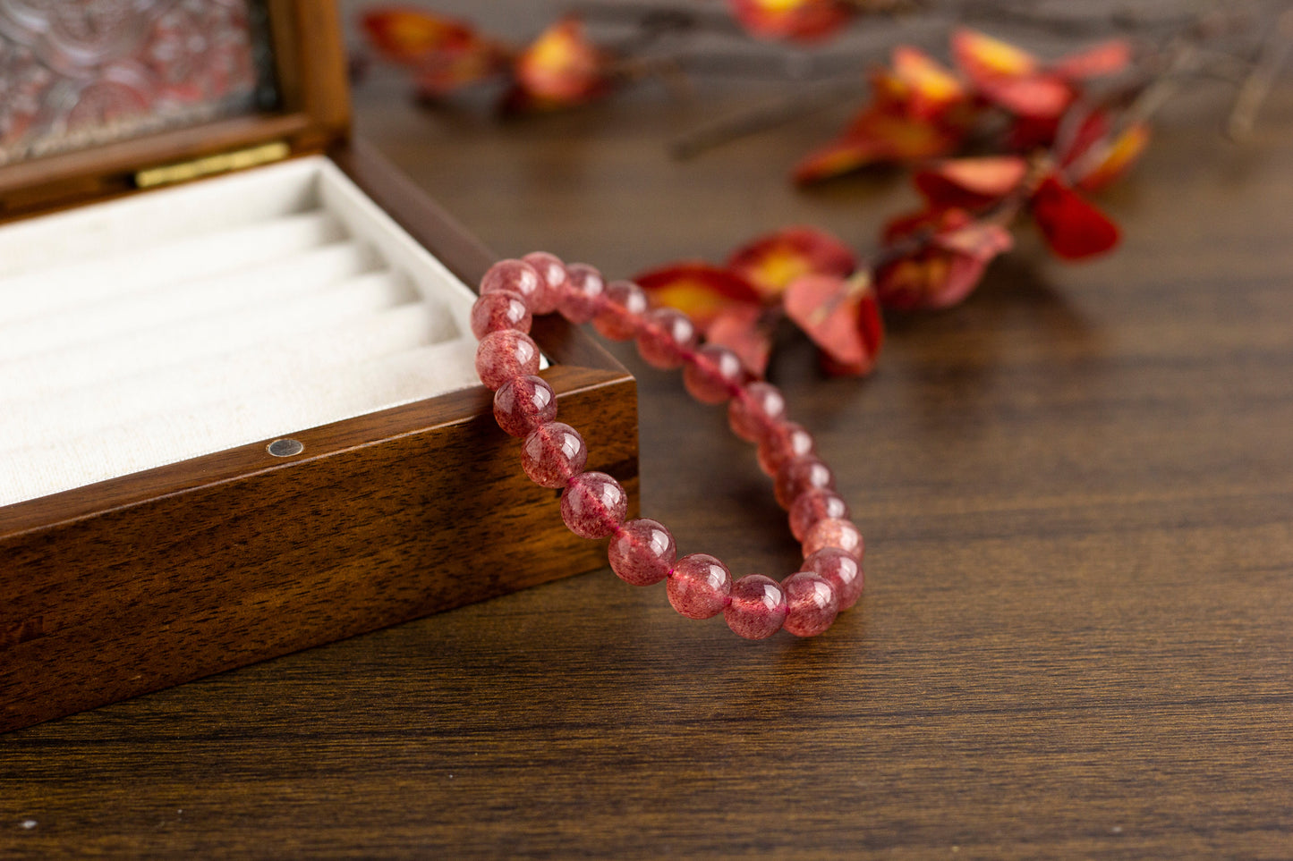 <You's jewelry>Exclusive customized strawberry crystal bracelet（9+）