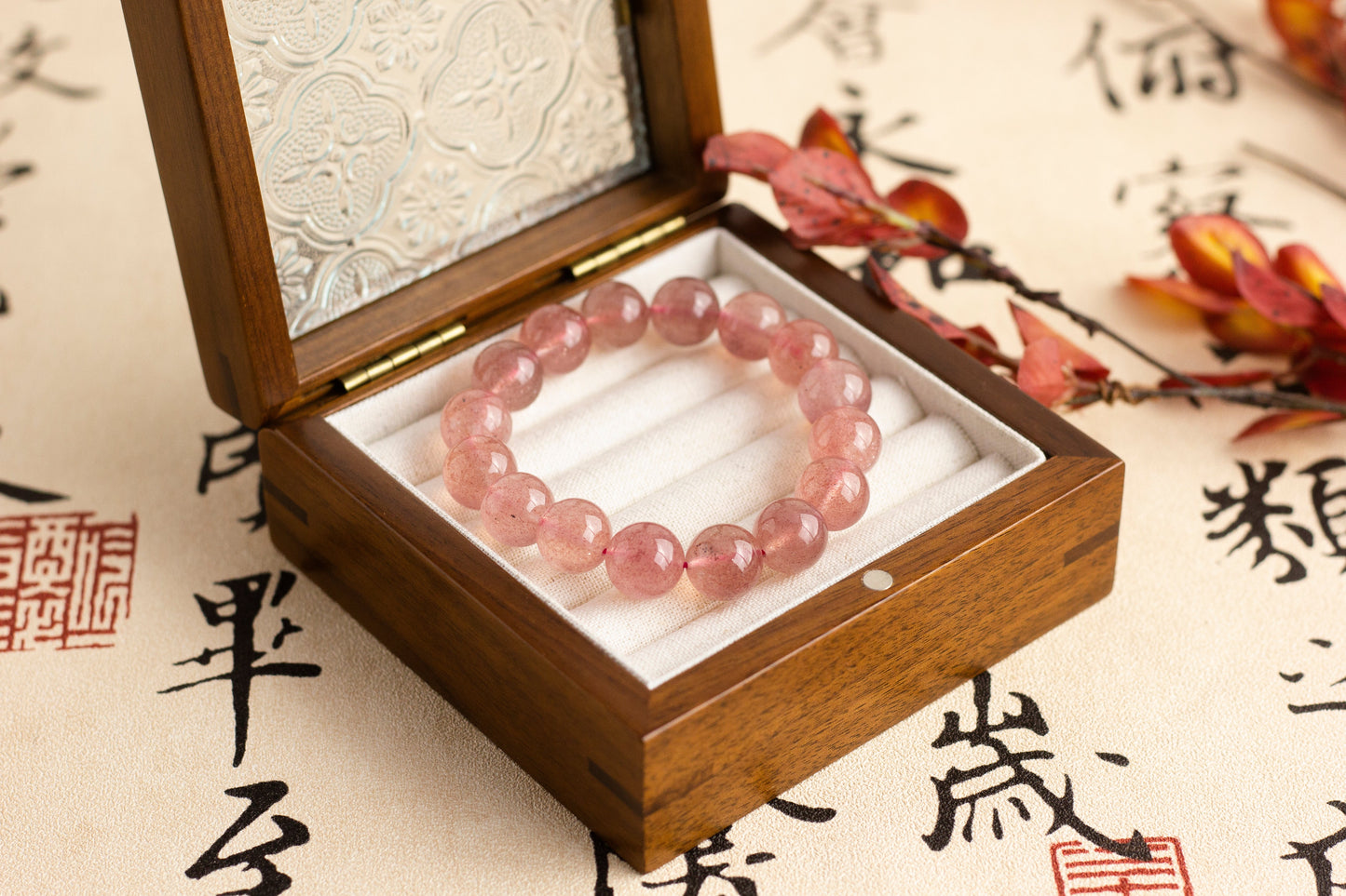 <You's jewelry>Exclusive customized strawberry crystal bracelet（12+）