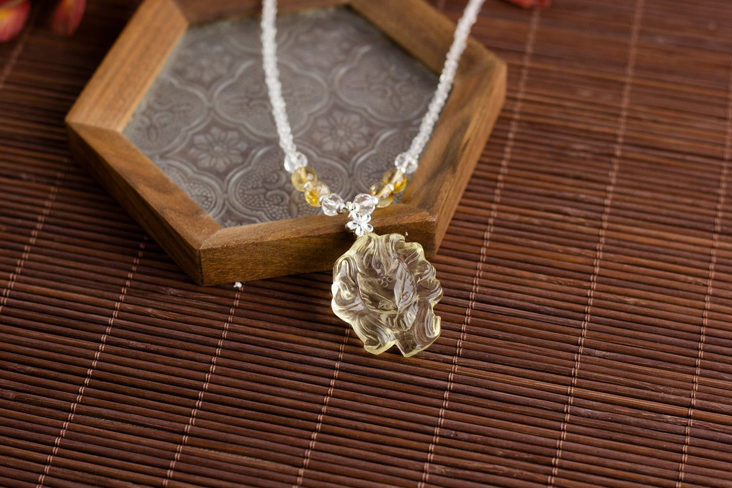 <You's jewelry>Exclusive customized citrine nine-tailed fox pendant