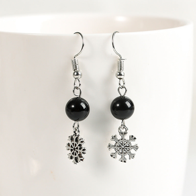 Natural crystal gravel spherical snowflake bead earrings, temperament, personality and sweet earrings