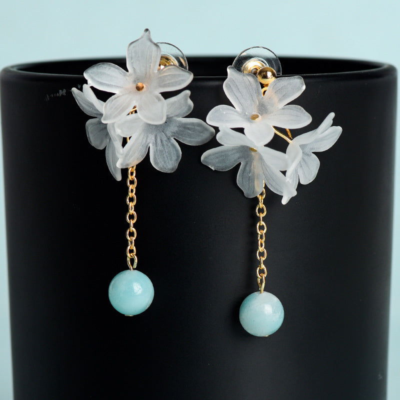 Natural crystal ball beads gardenia flower earrings creative simple and elegant handmade earrings