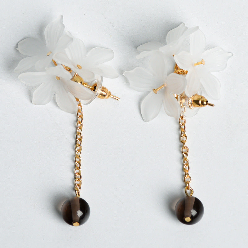 Natural crystal ball beads gardenia flower earrings creative simple and elegant handmade earrings