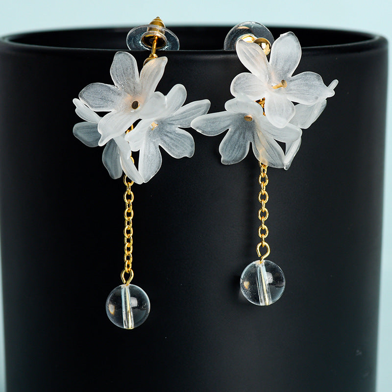 Natural crystal ball beads gardenia flower earrings creative simple and elegant handmade earrings