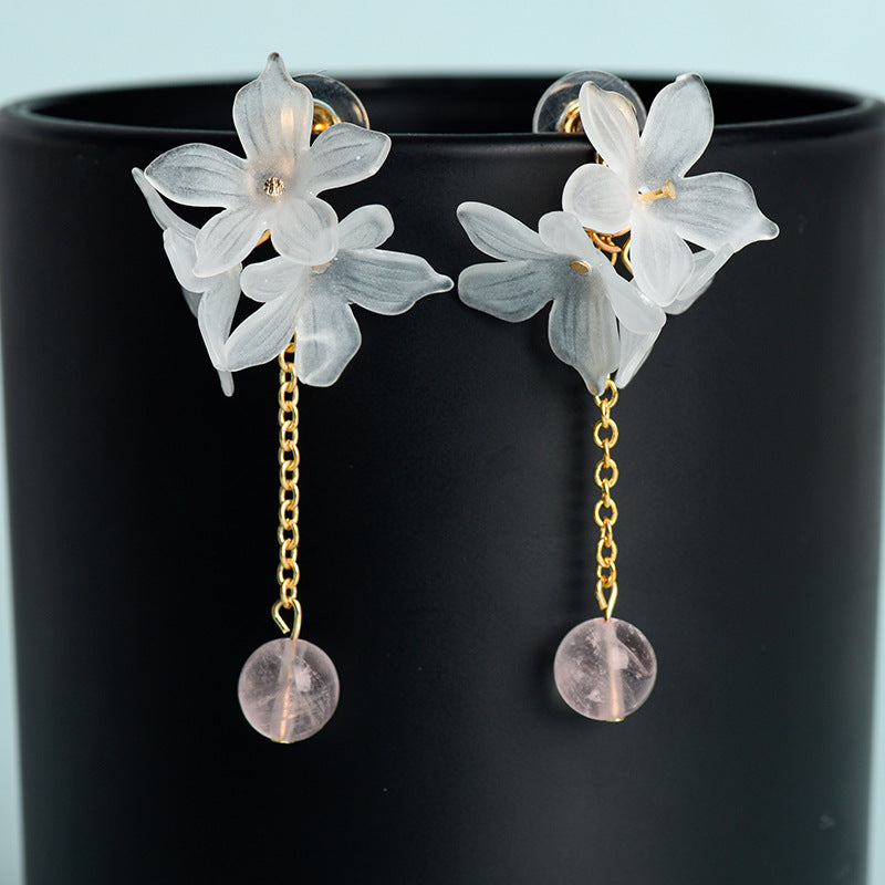 Natural crystal ball beads gardenia flower earrings creative simple and elegant handmade earrings