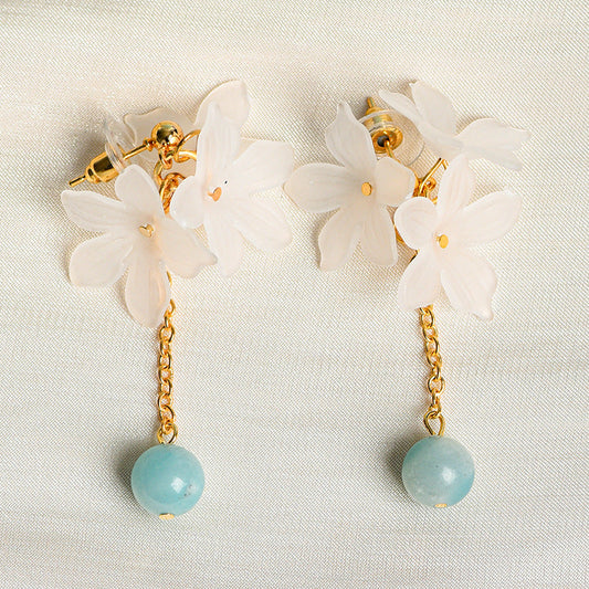 Natural crystal ball beads gardenia flower earrings creative simple and elegant handmade earrings